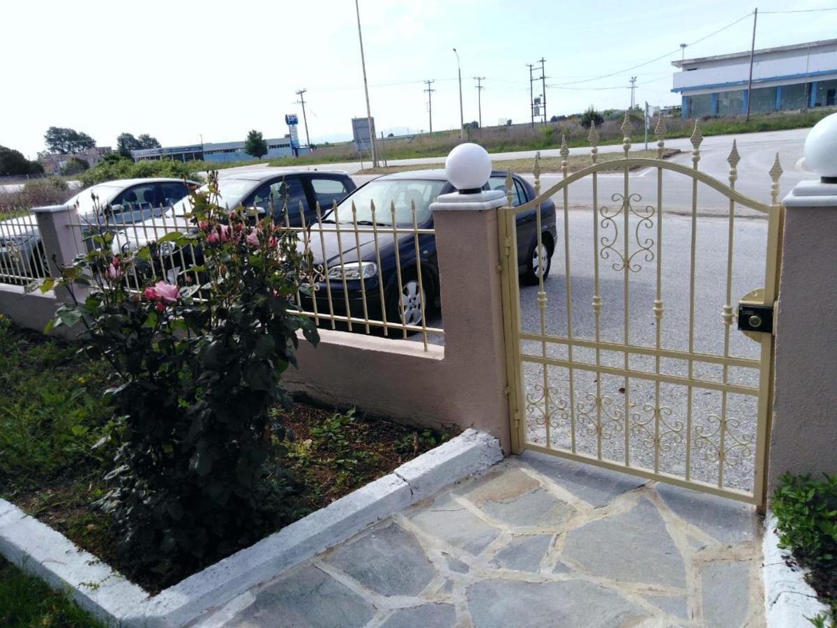 Cozy Apartments 科莫蒂尼 外观 照片